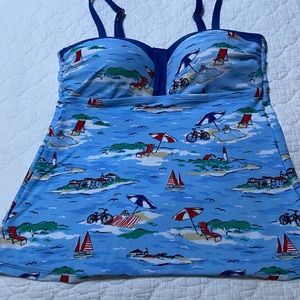 Crown and Ivy tankini top